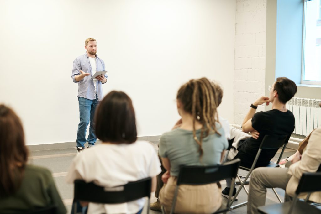 formateur en langues - centre de formation linguistique à Montpellier